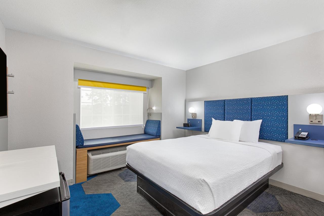 Microtel Inn & Suites By Wyndham Manchester - Newly Renovated Dış mekan fotoğraf