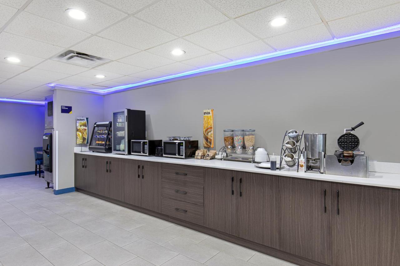 Microtel Inn & Suites By Wyndham Manchester - Newly Renovated Dış mekan fotoğraf