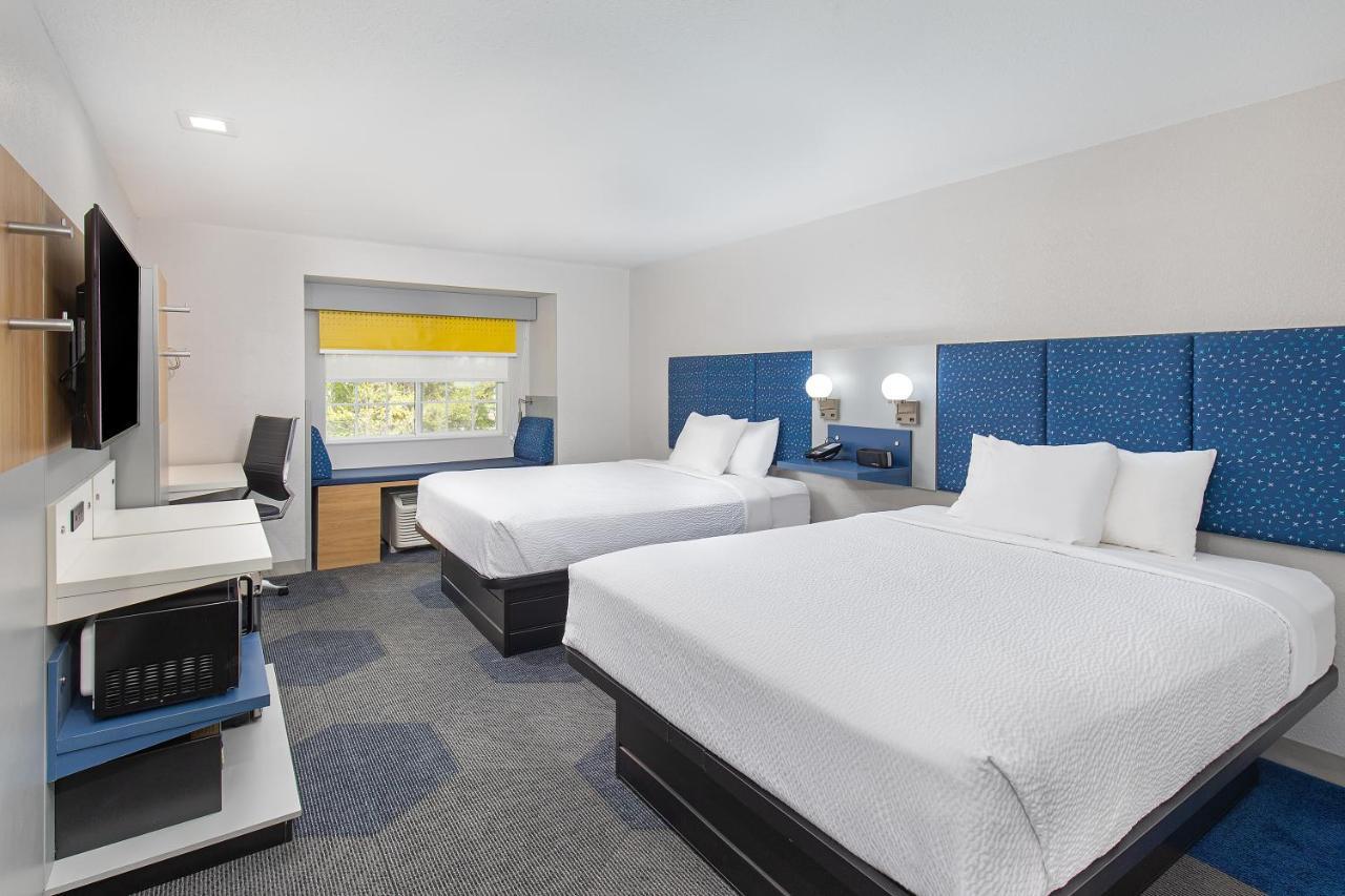 Microtel Inn & Suites By Wyndham Manchester - Newly Renovated Dış mekan fotoğraf
