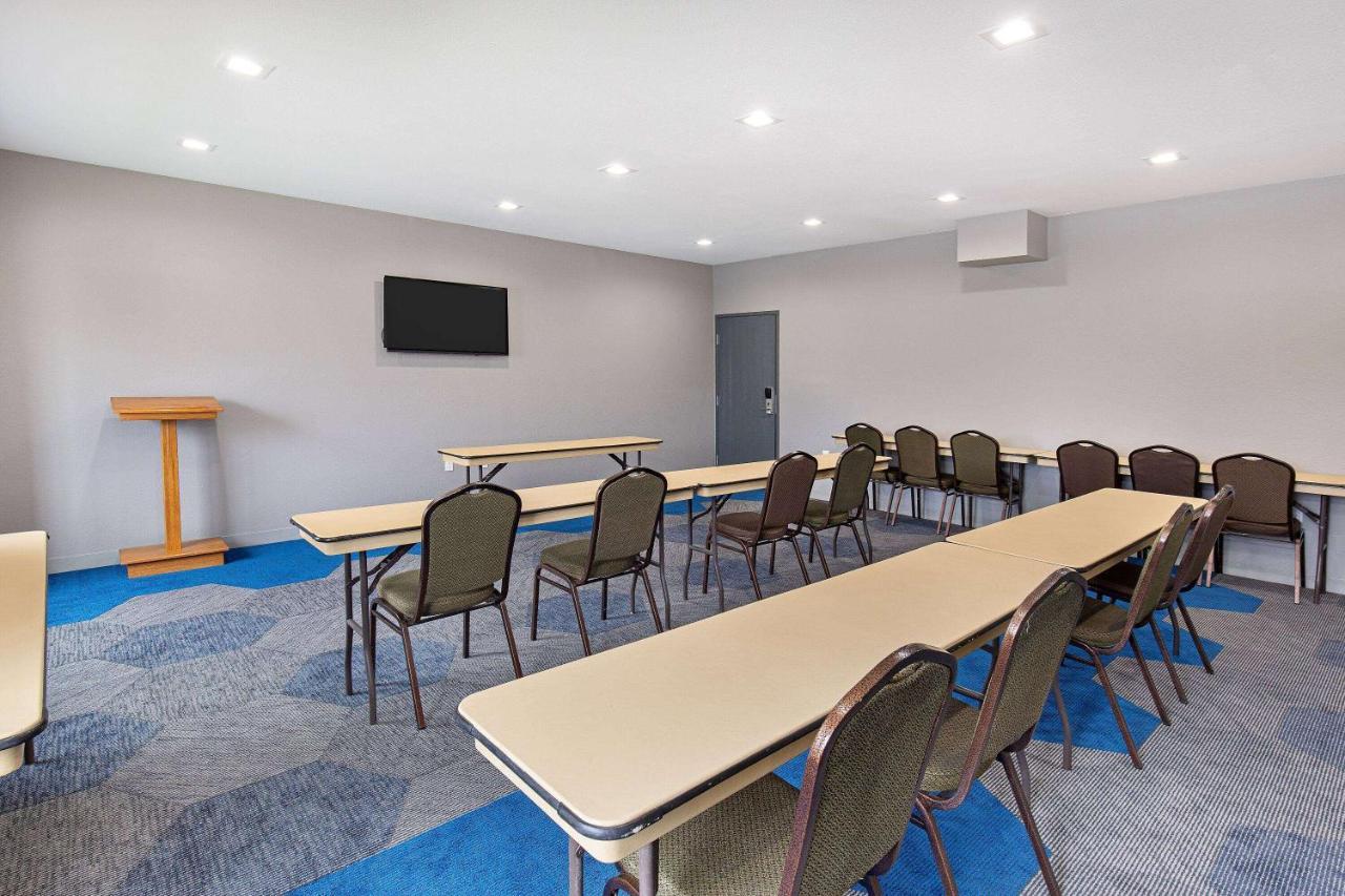 Microtel Inn & Suites By Wyndham Manchester - Newly Renovated Dış mekan fotoğraf